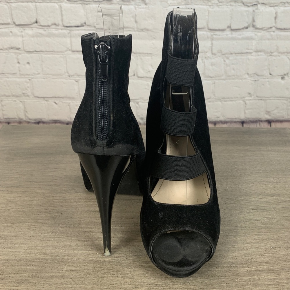 Black semi-platform Heels